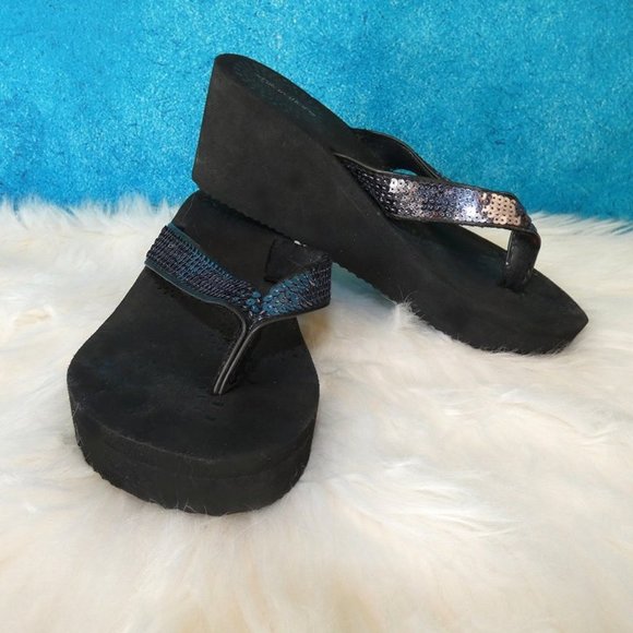 Xhilaration Sequin Flip Flops 7M - Picture 2 of 10